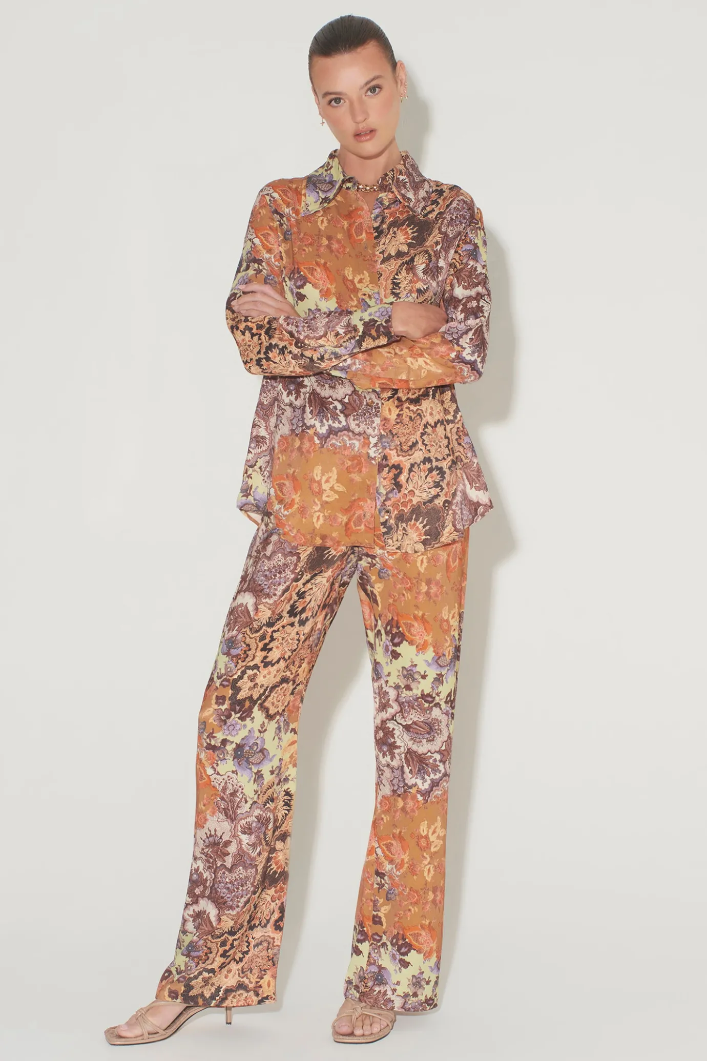 Hansen & Gretel Alida Pant Brocade Hot