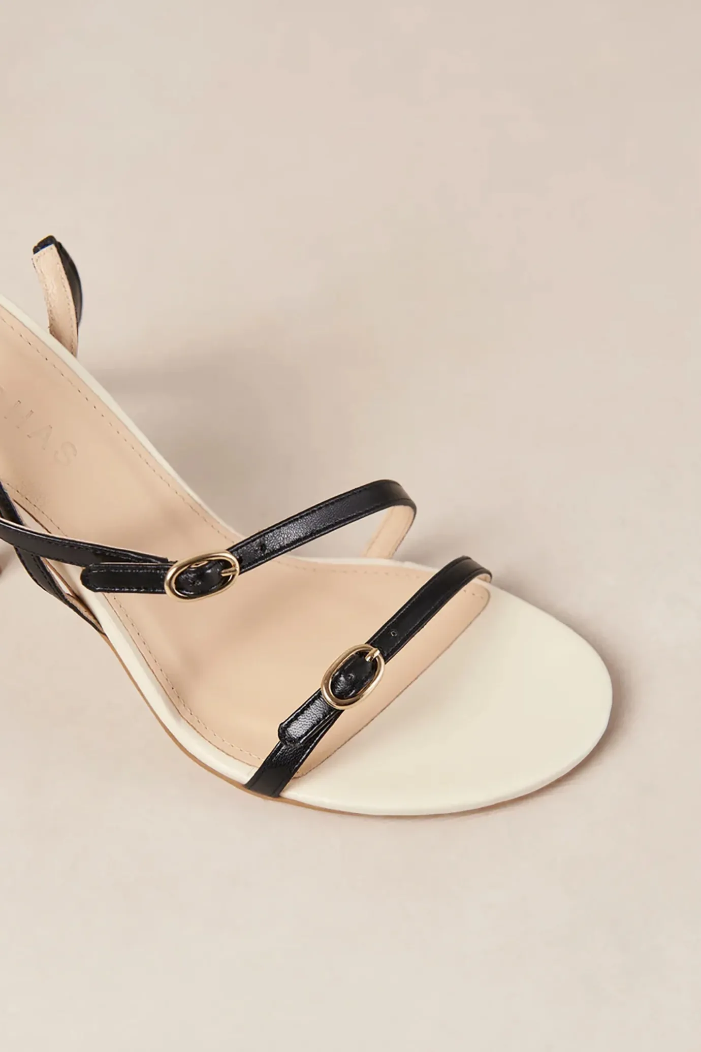 Hansen & Gretel Alohas Alyssa Sandals Black/Cream Discount