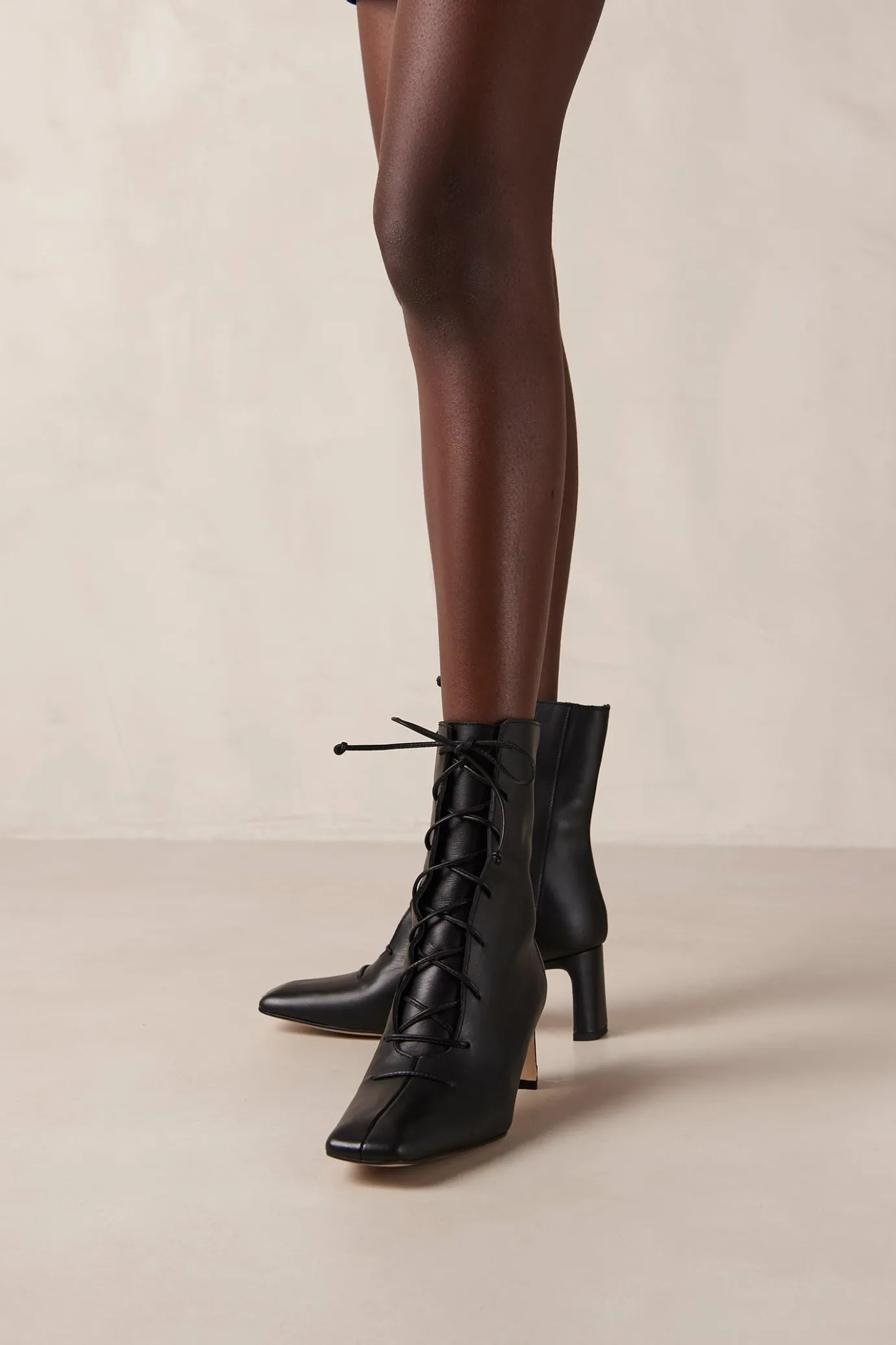 Hansen & Gretel Alohas Route Laced Up Boot Black Shop