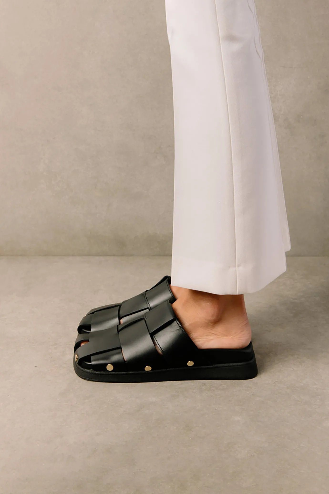 Hansen & Gretel Alohas Stuart Clog Black Fashion