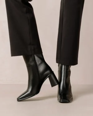 Hansen & Gretel Alohas West Boot Total Black New