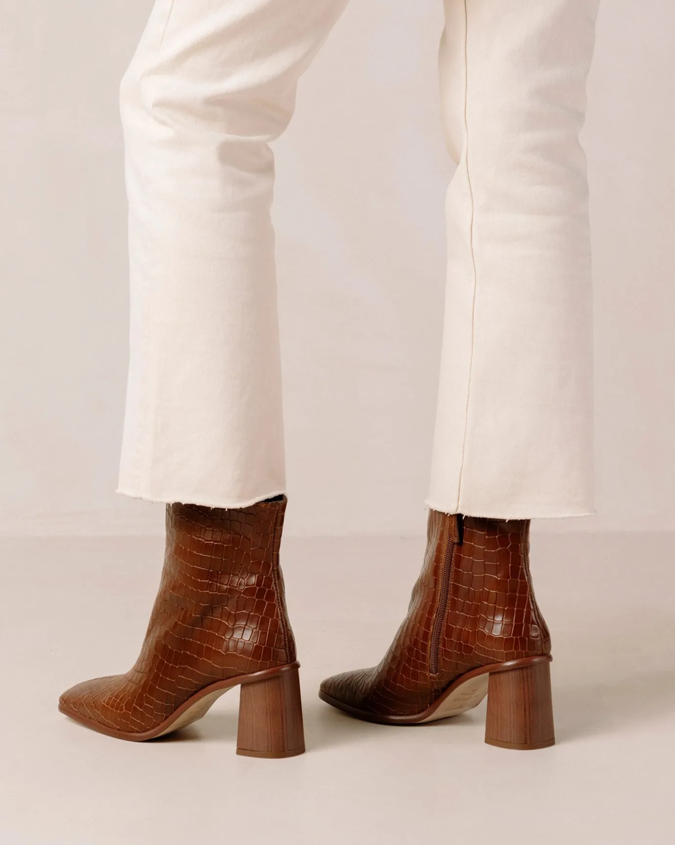 Hansen & Gretel Alohas West Cape Croco Brown Cheap