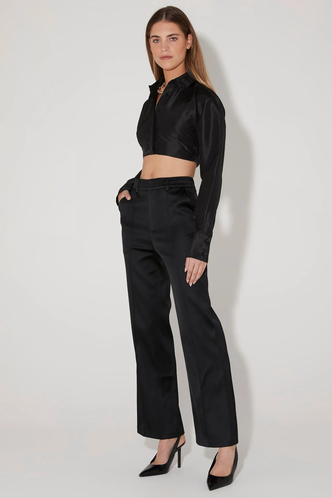 Hansen & Gretel Fabienne Cropped Shirt Black Store