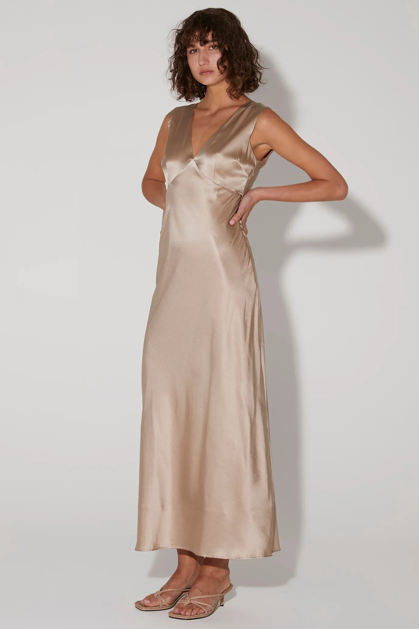 Hansen & Gretel Jessa Dress Almond Hot