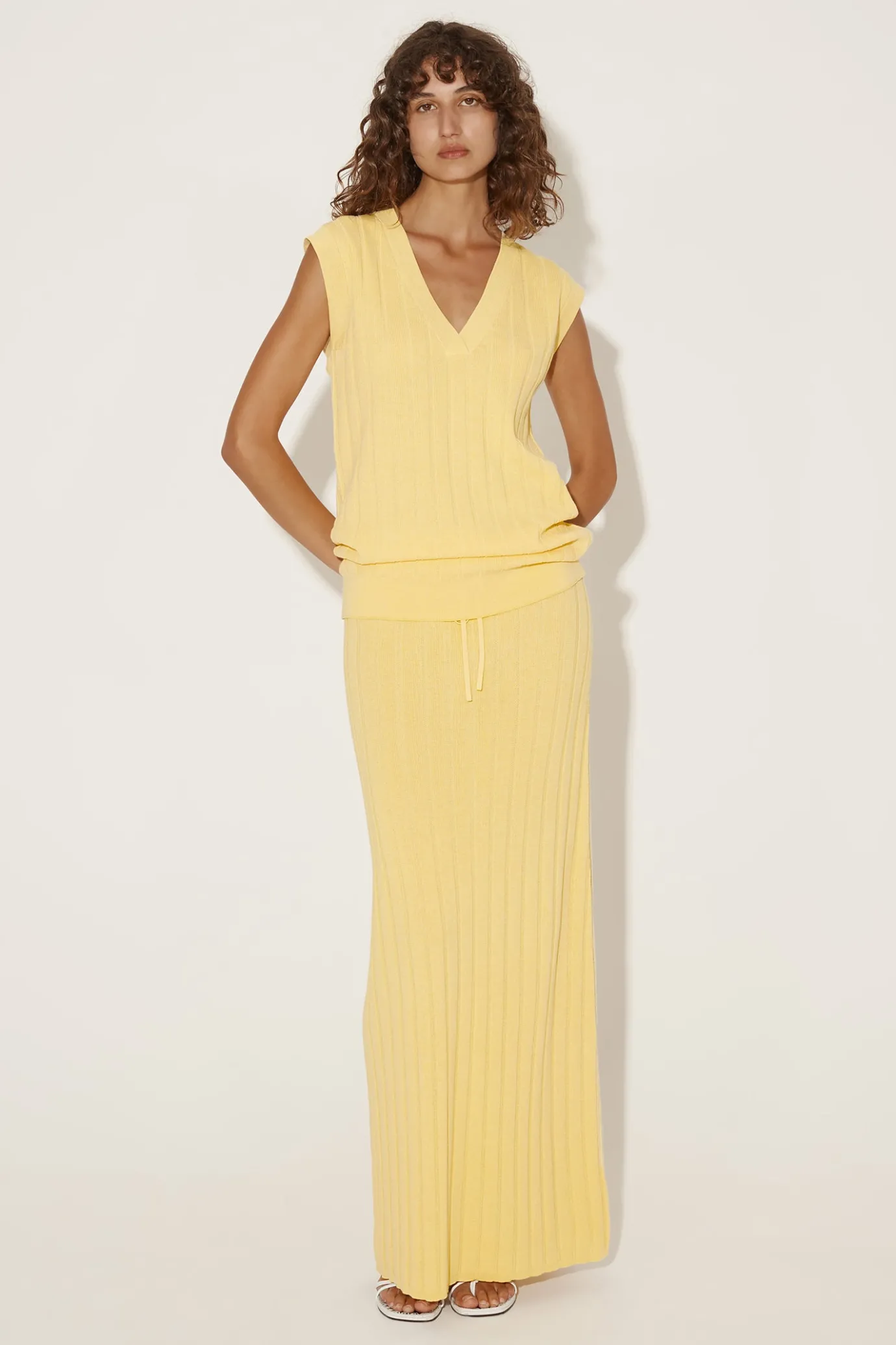 Hansen & Gretel Magnus Vest Sunflower Hot