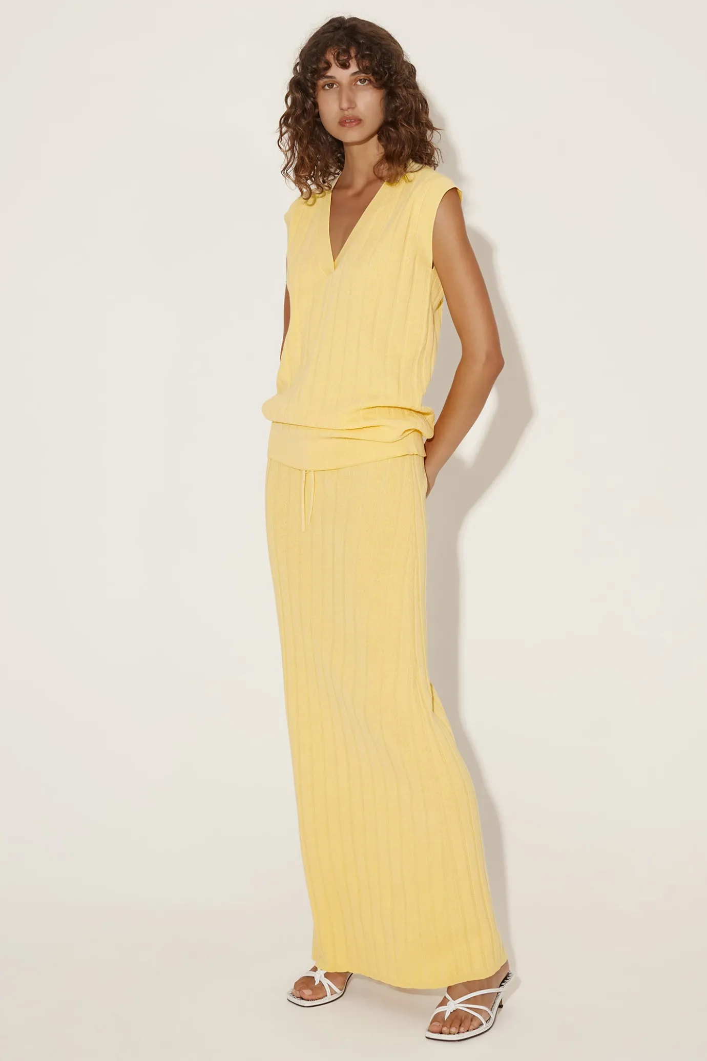 Hansen & Gretel Magnus Vest Sunflower Hot