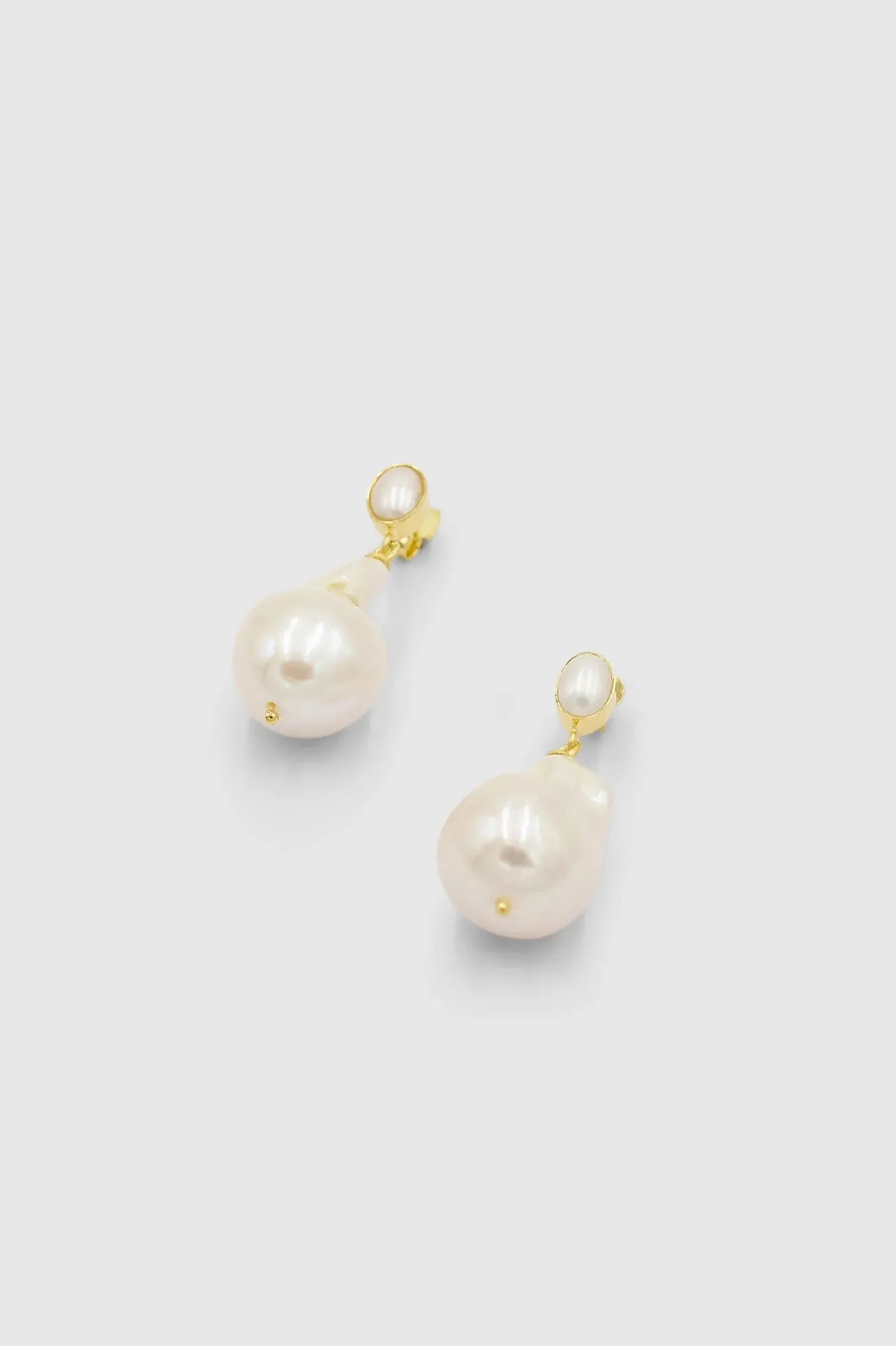 Hansen & Gretel Nora Baroque Pearl Stud Fashion
