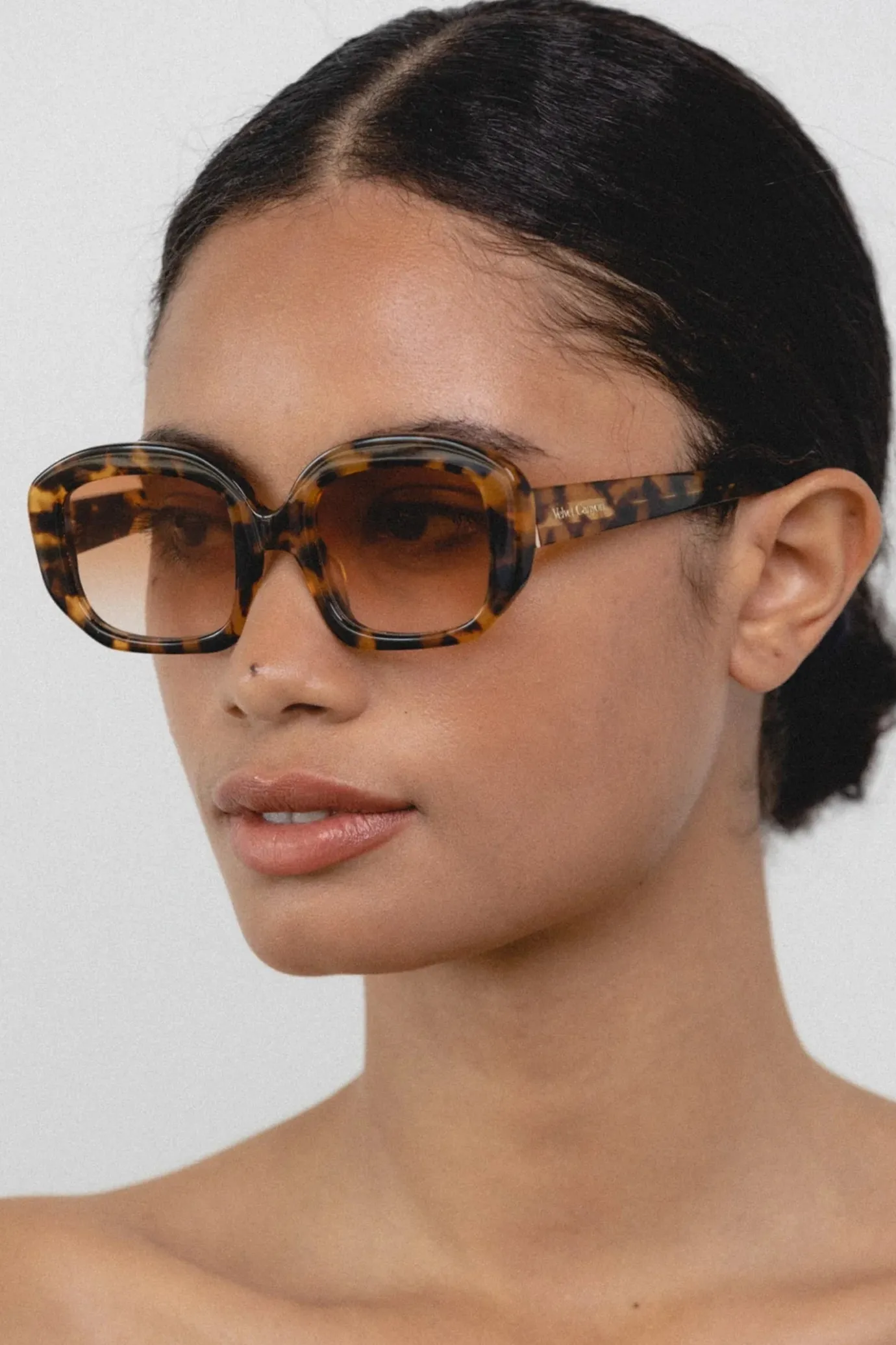 Hansen & Gretel Velvet Canyon Motel Musa Eco Tort Fashion